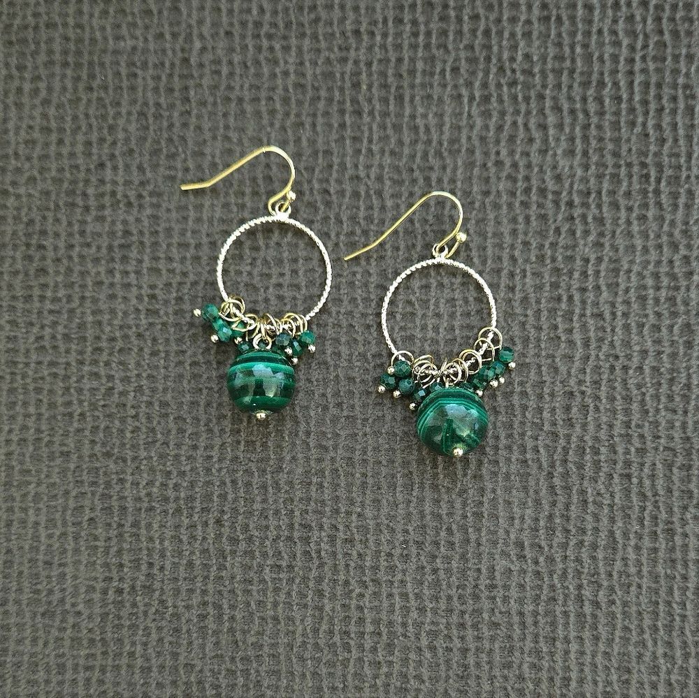 Iris & Lily Malachite💚 Cluster Dangle Earrings - Picture 3 of 15